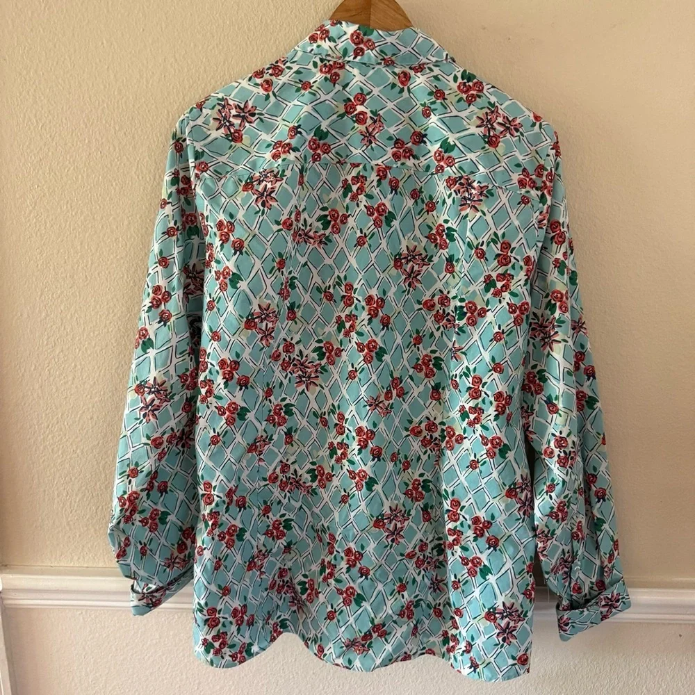 ❇️Lands' End Women's Aqua and Red Floral Button Down Shirt 2 for $22❇️ - Picture 5 of 5